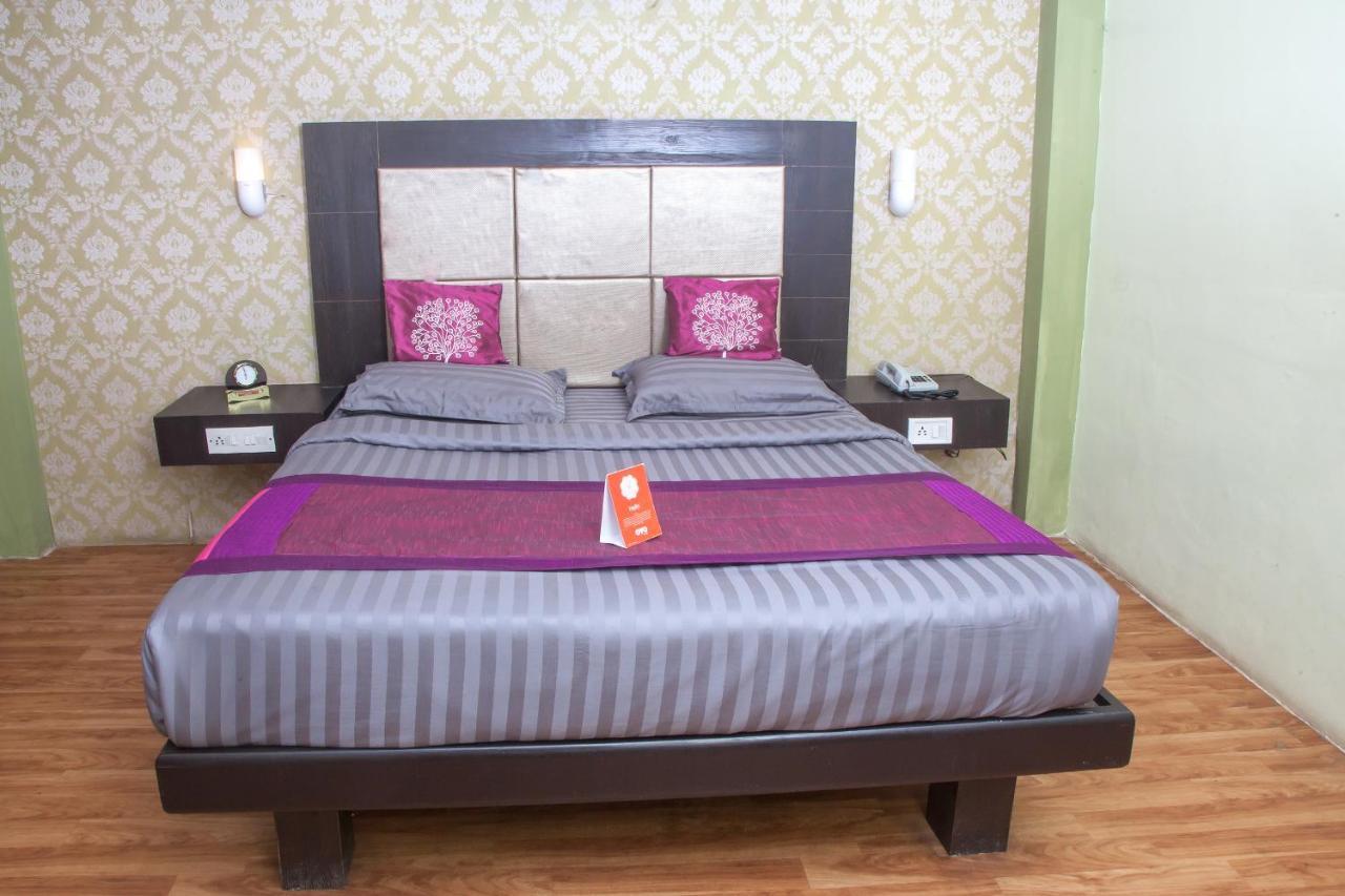 אוטי Oyo 12357 Hotel Nilgiris Inn מראה חיצוני תמונה